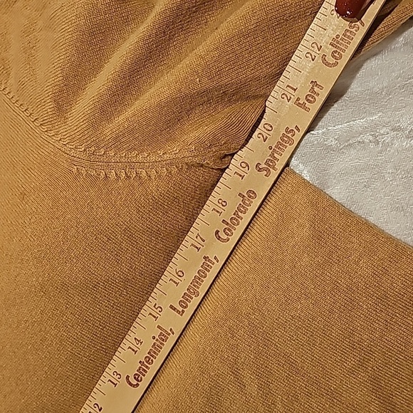 LL Bean womans medium cashmere sweater very good condition - Picture 5 of 10